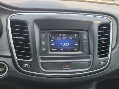 2016 Chrysler 200 Limited