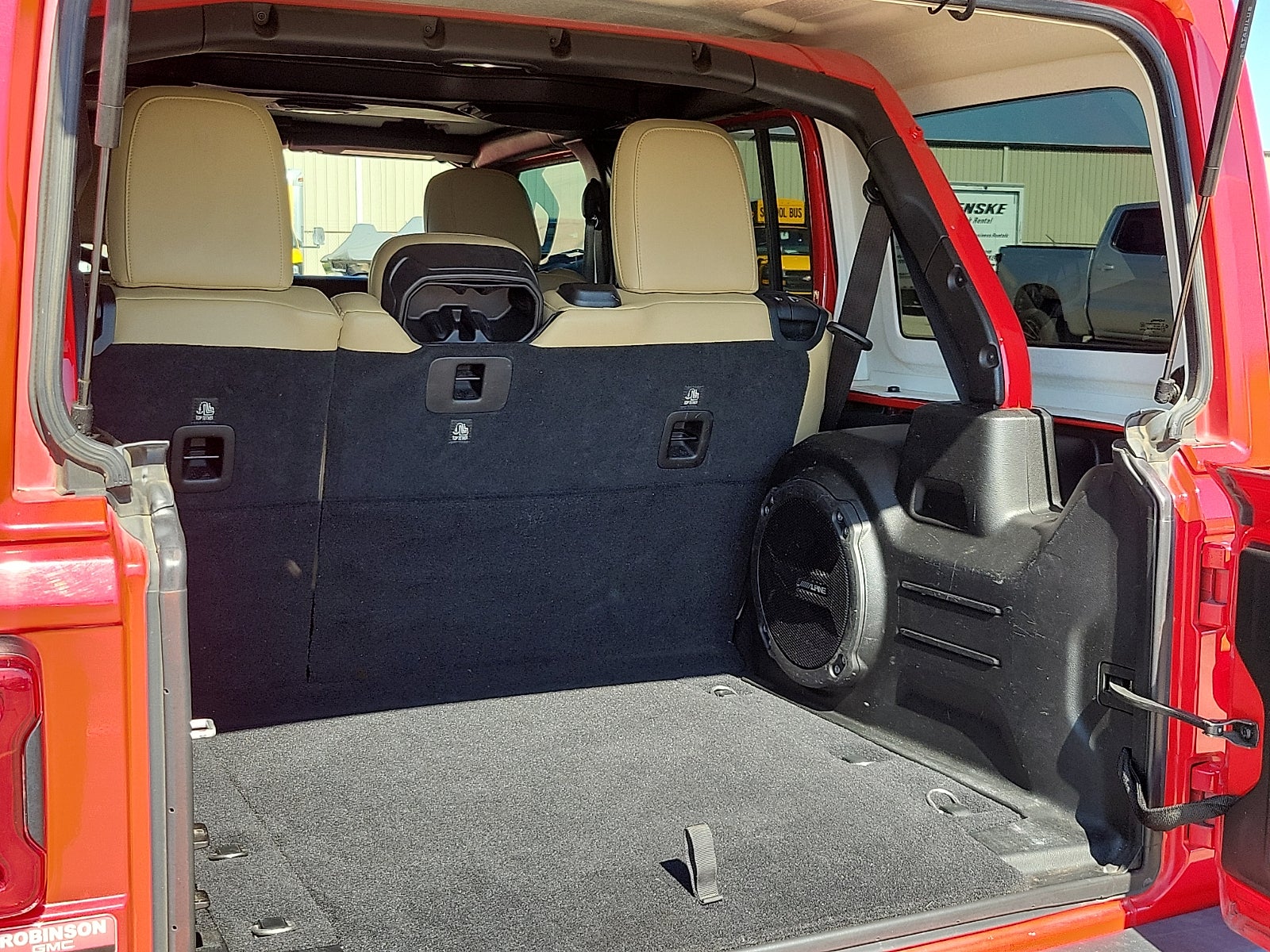 2018 Jeep Wrangler Unlimited Sahara 4x4