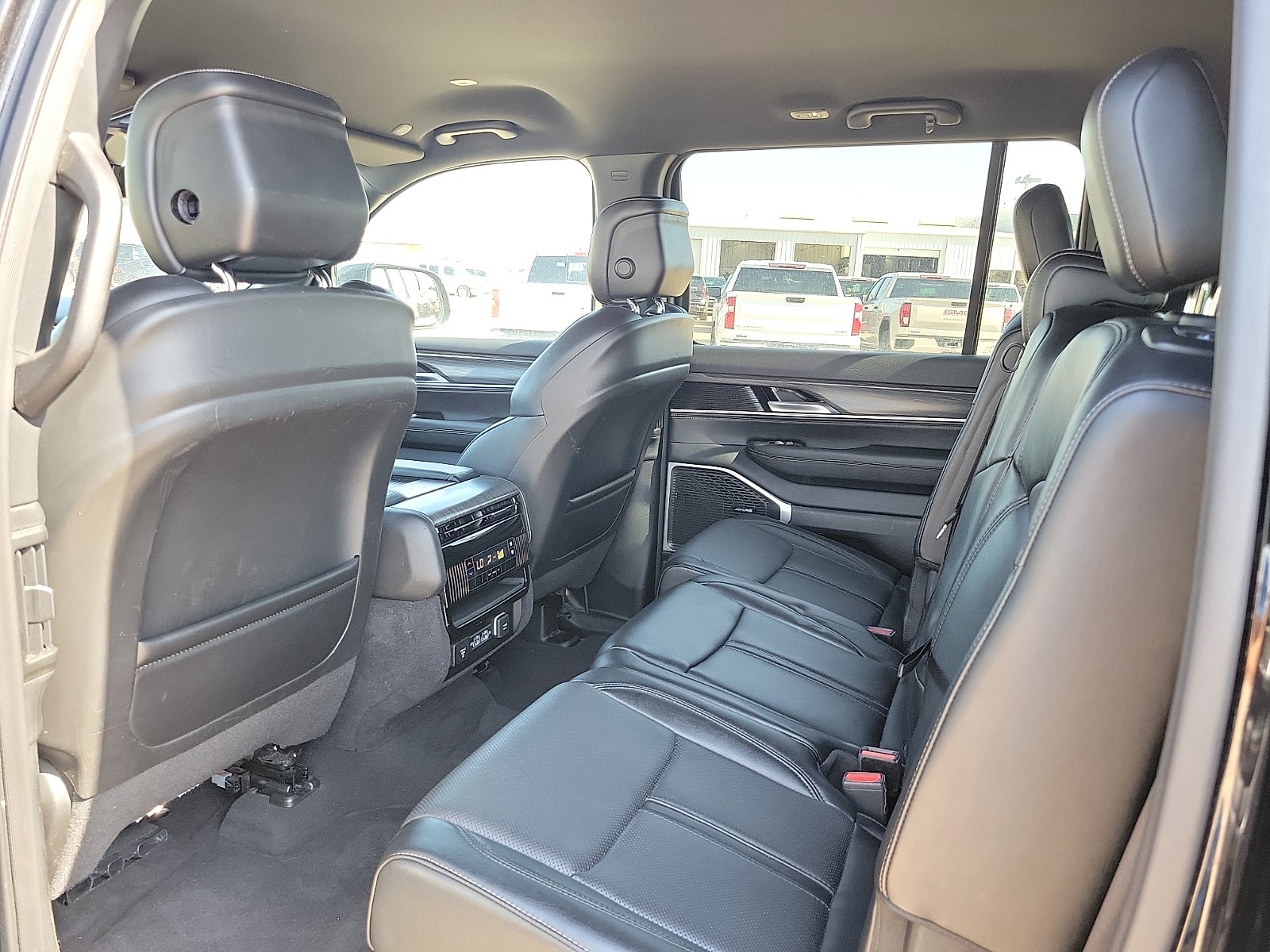 2024 Jeep Wagoneer L Series II