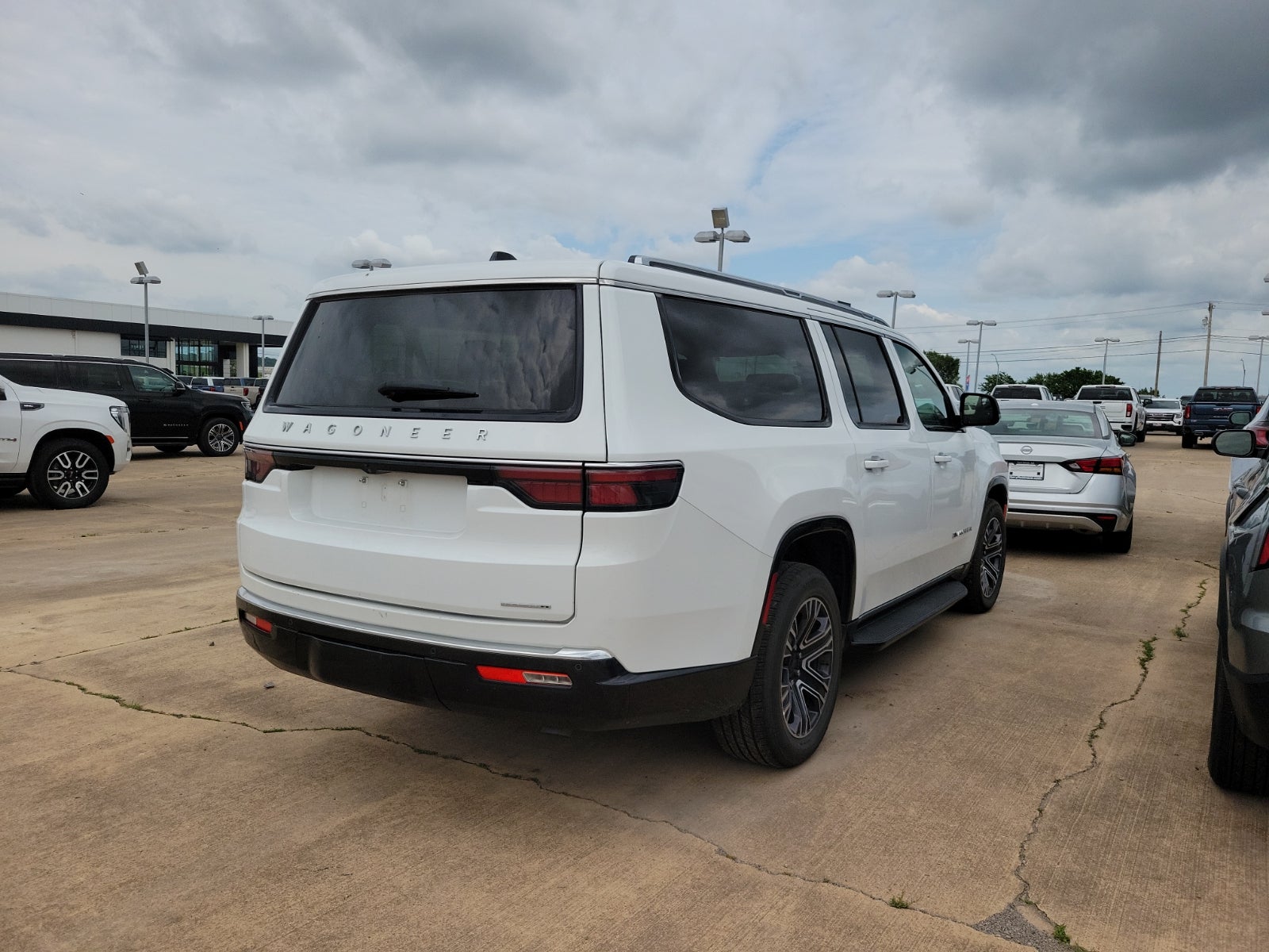 2024 Jeep Wagoneer L Series II