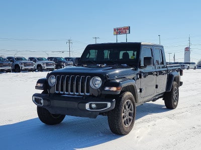 2023 Jeep Gladiator Overland