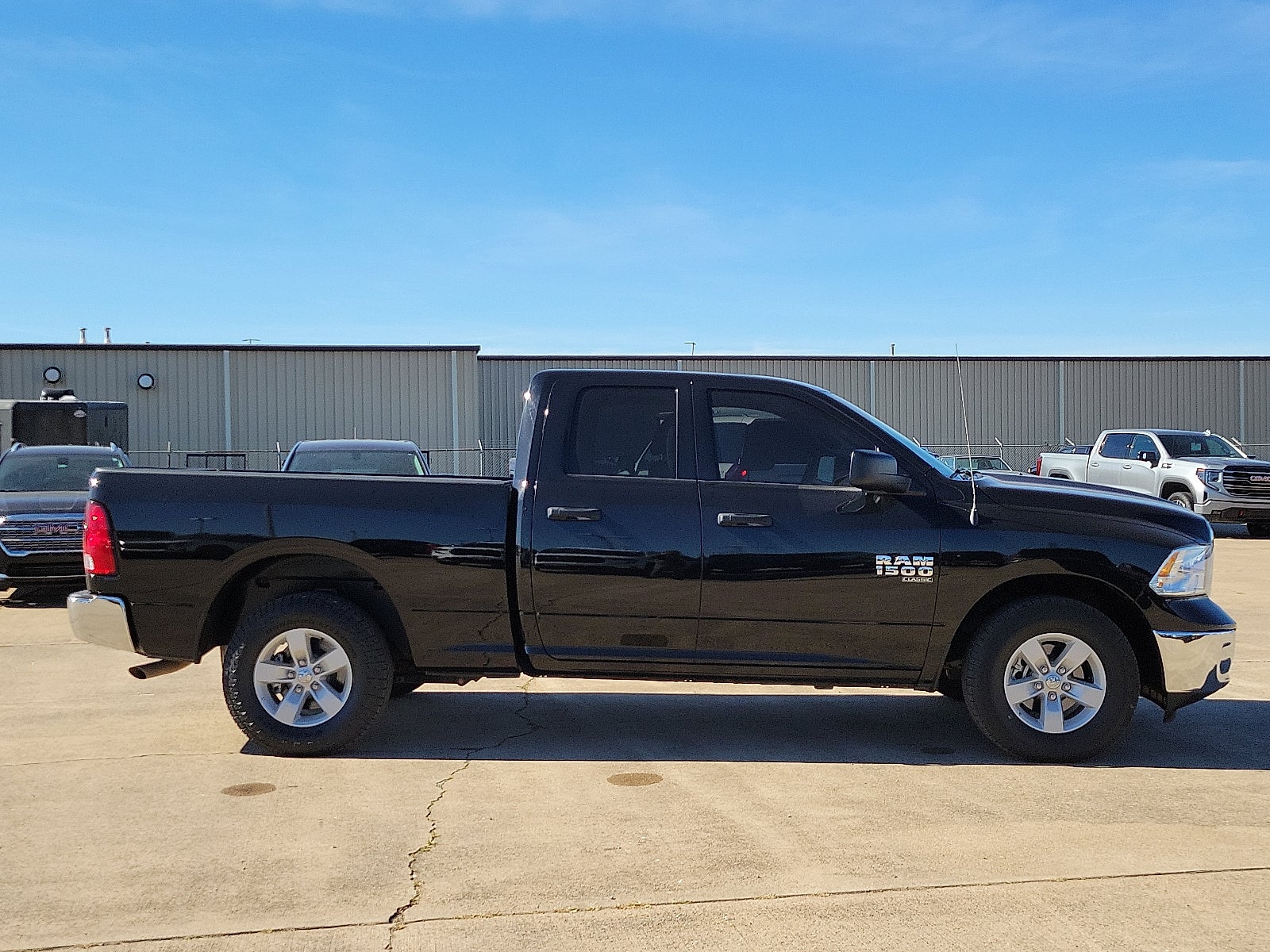 2024 RAM 1500 Classic SLT