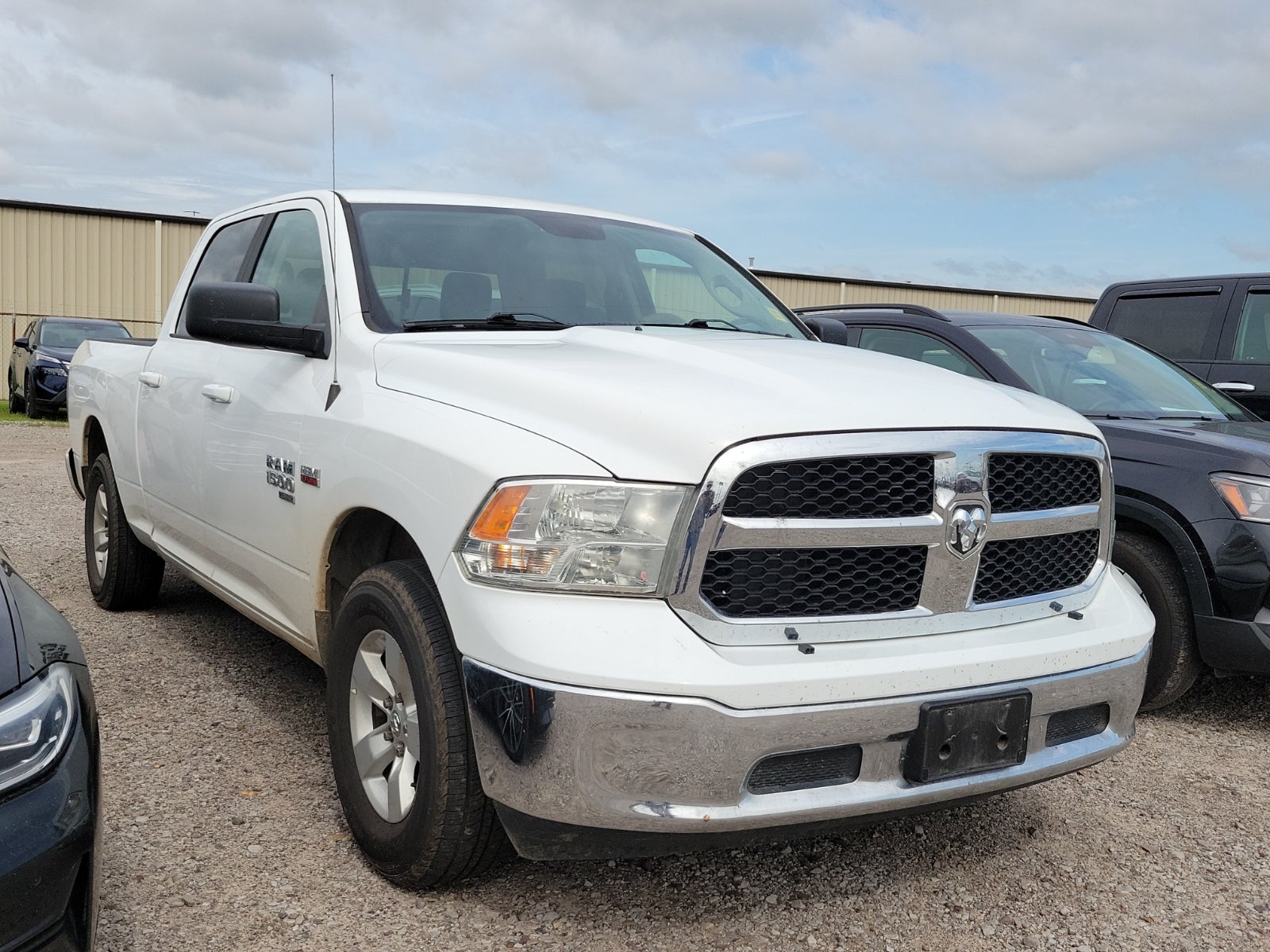 2020 RAM 1500 Classic SLT Crew Cab 4x2 6'4" Box