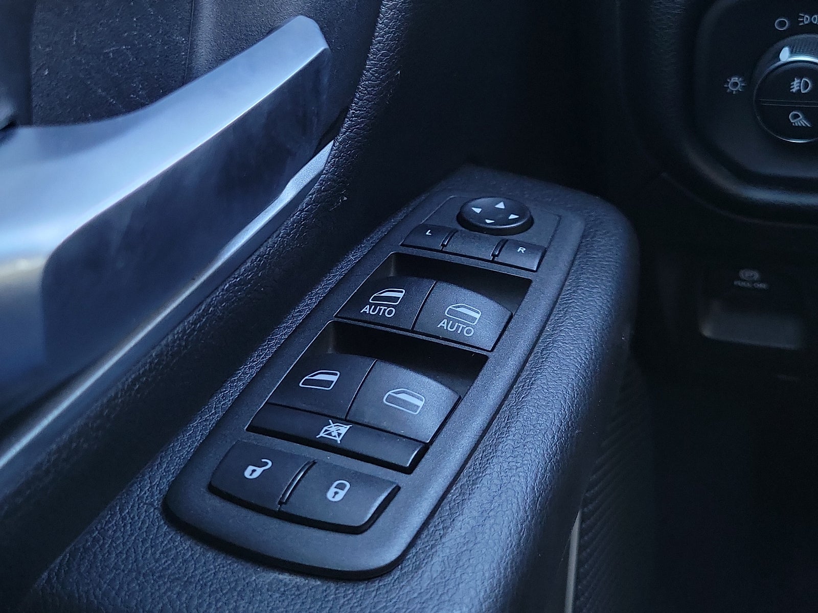 2022 RAM 1500 Lone Star Quad Cab 4x2 6'4" Box