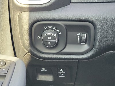 2021 RAM 1500 Big Horn Crew Cab 4x2 5'7" Box