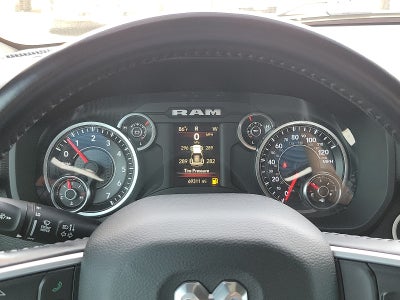 2022 RAM 1500 Big Horn Crew Cab 4x2 5'7" Box