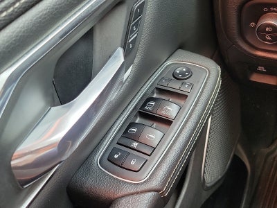 2019 RAM 1500 Laramie Crew Cab 4x2 5'7" Box