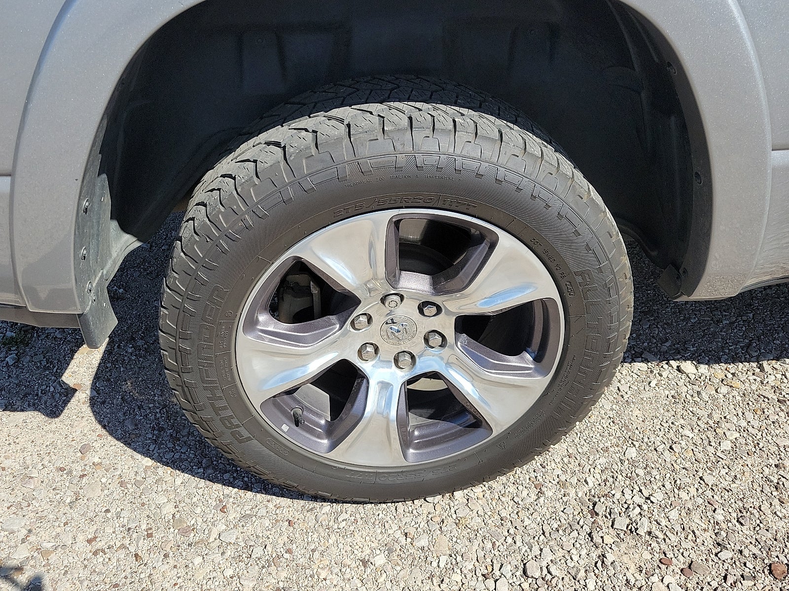 2019 RAM 1500 Laramie Crew Cab 4x2 5'7" Box