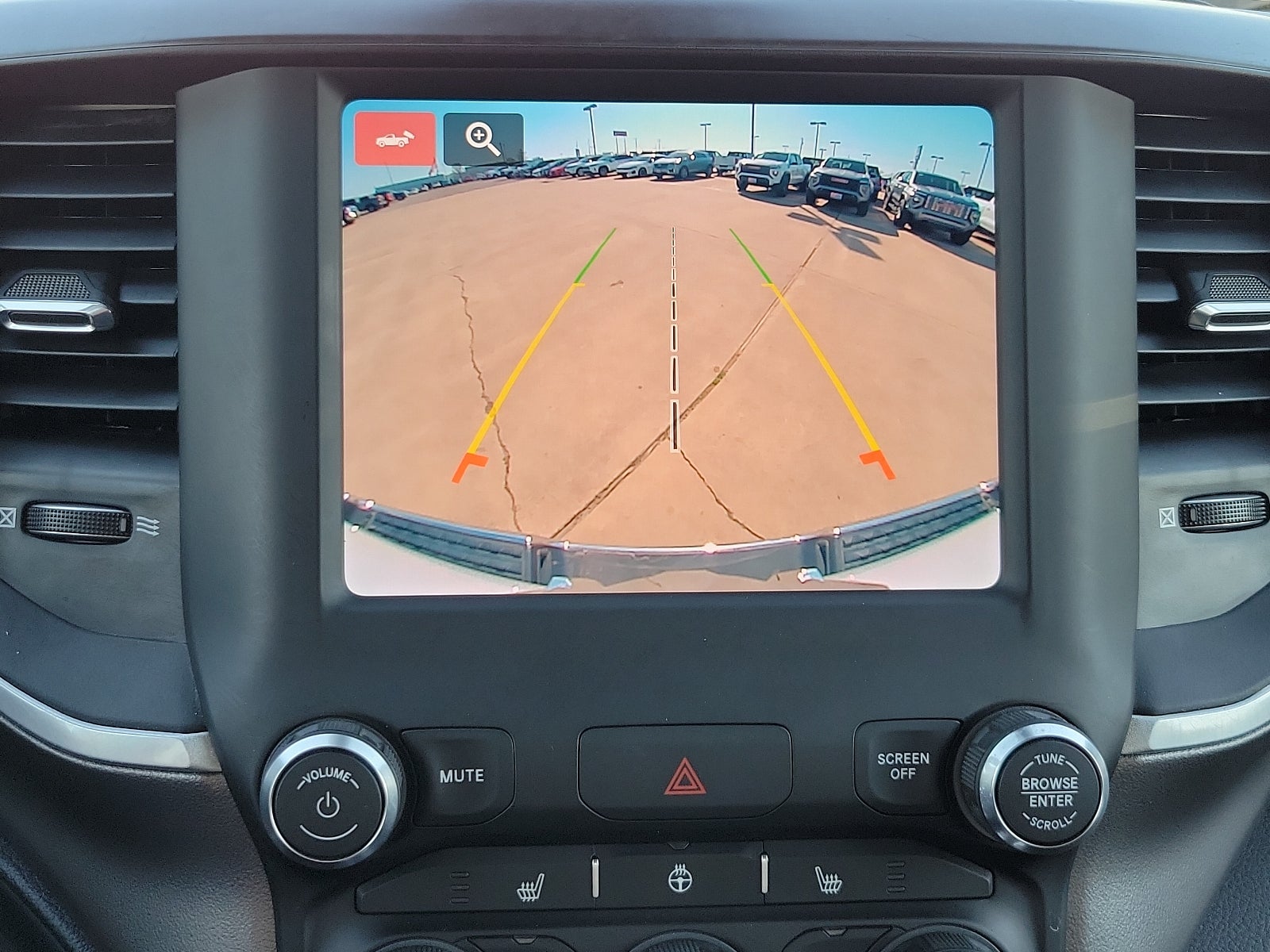 2022 RAM 1500 Big Horn Crew Cab 4x4 5'7" Box