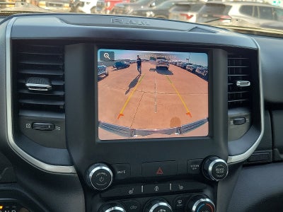 2022 RAM 1500 Big Horn Crew Cab 4x4 5'7" Box