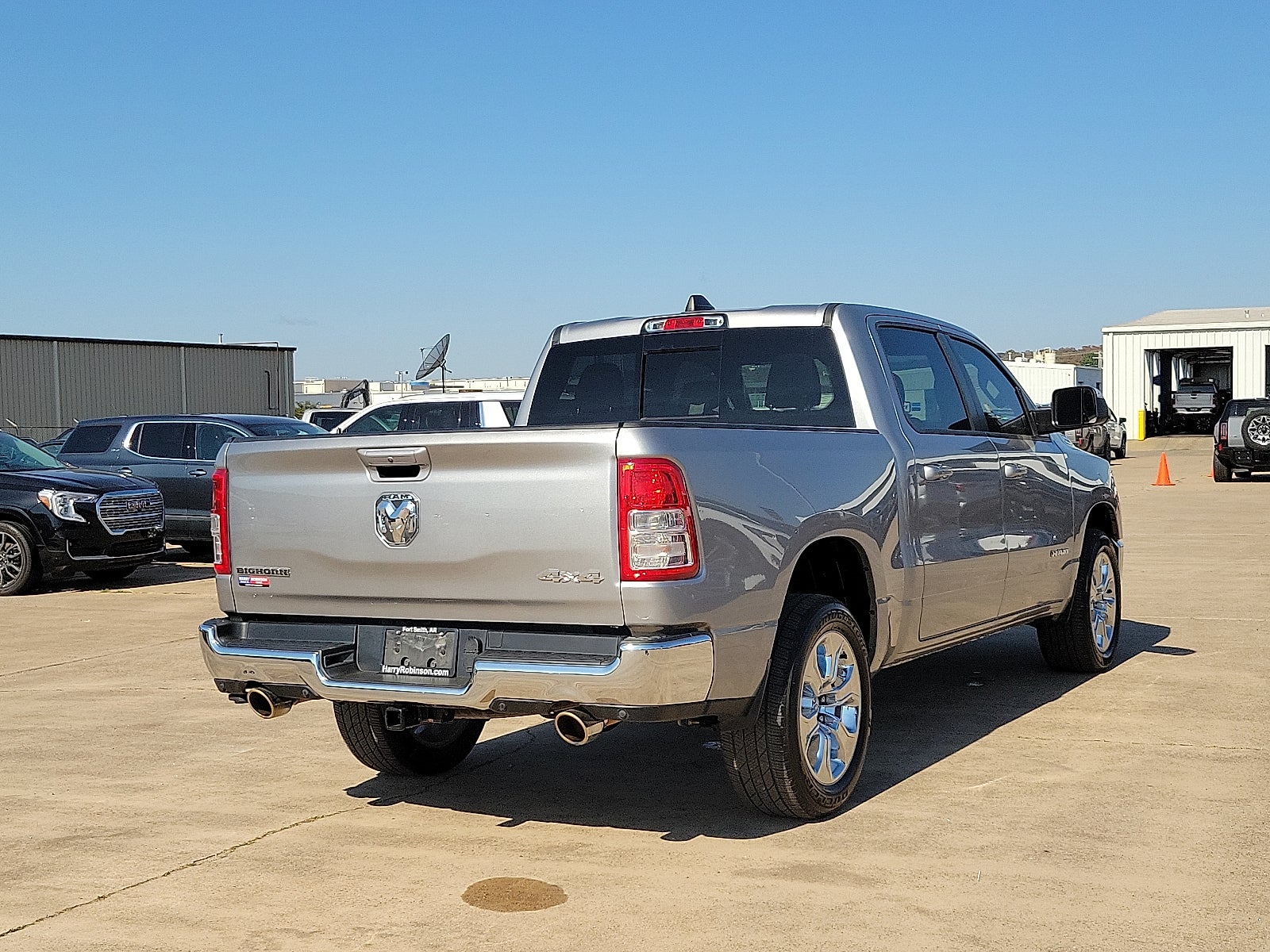 2022 RAM 1500 Big Horn Crew Cab 4x4 5'7" Box