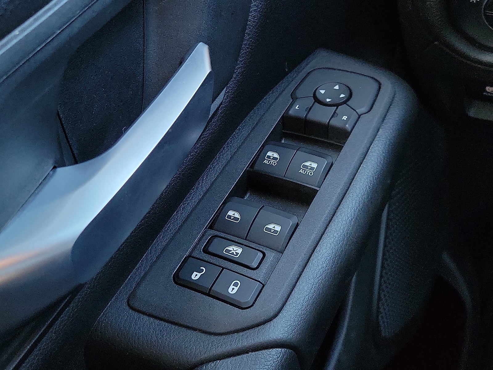 2025 RAM 1500 Warlock Crew Cab 4x4 5'7" Box