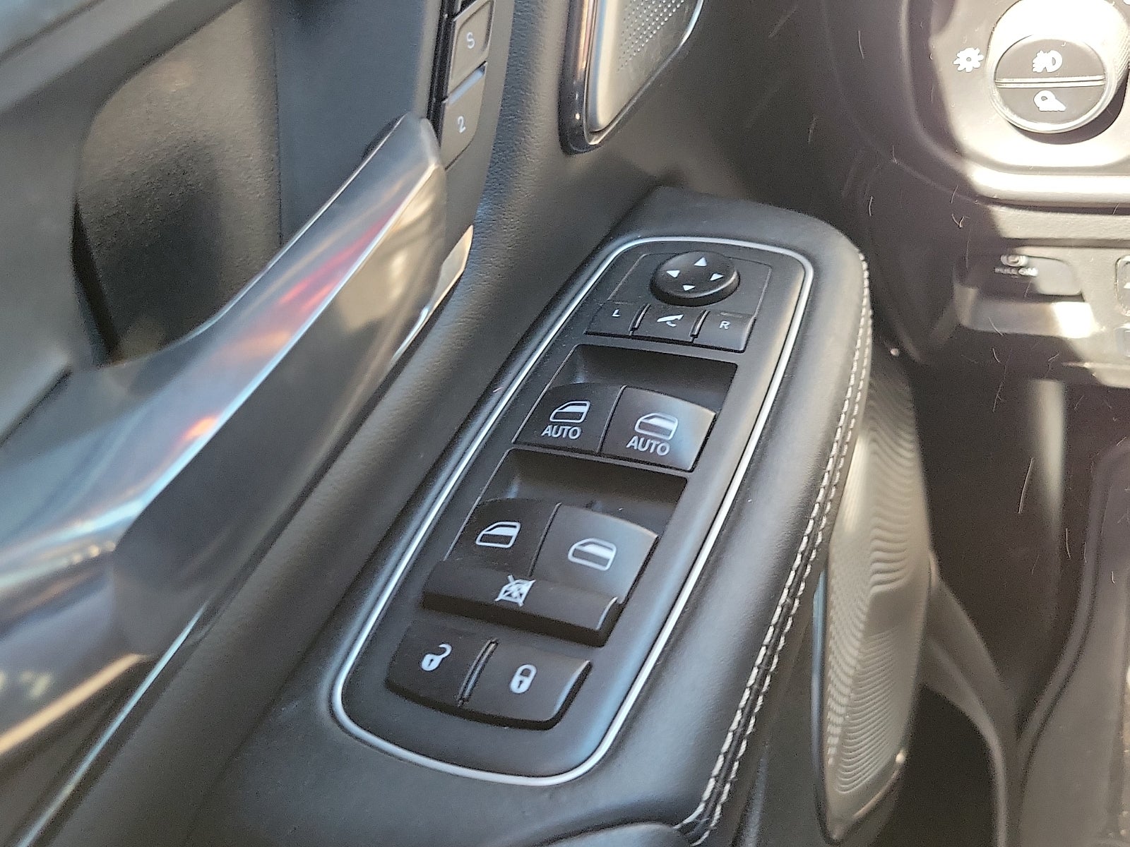 2020 RAM 1500 Limited Crew Cab 4x4 5'7" Box