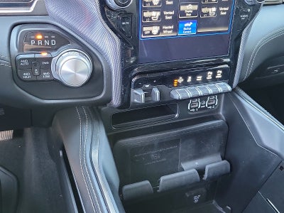 2020 RAM 1500 Limited Crew Cab 4x4 5'7" Box