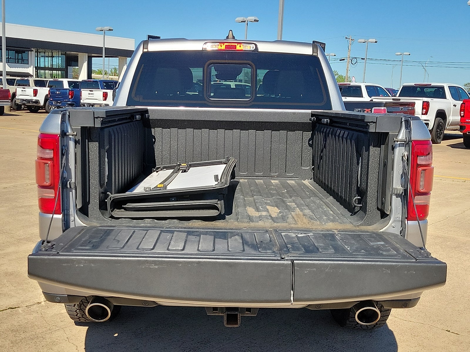 2020 RAM 1500 Limited Crew Cab 4x4 5'7" Box