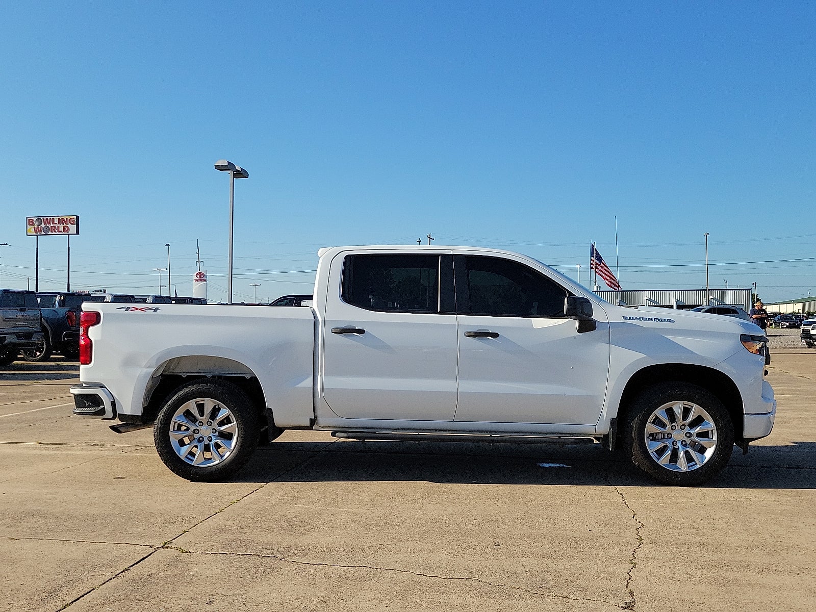 2022 Chevrolet Silverado 1500 Custom