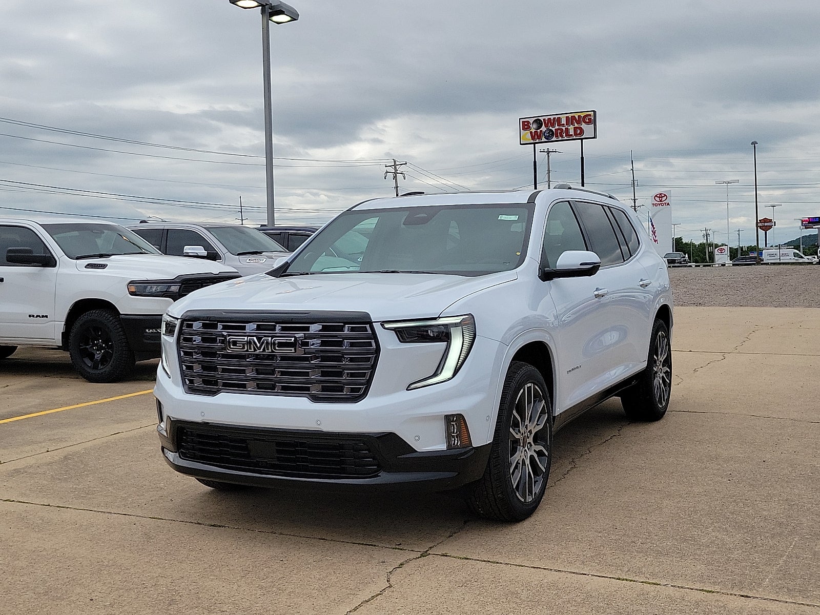 2026 GMC Acadia Denali Ultimate