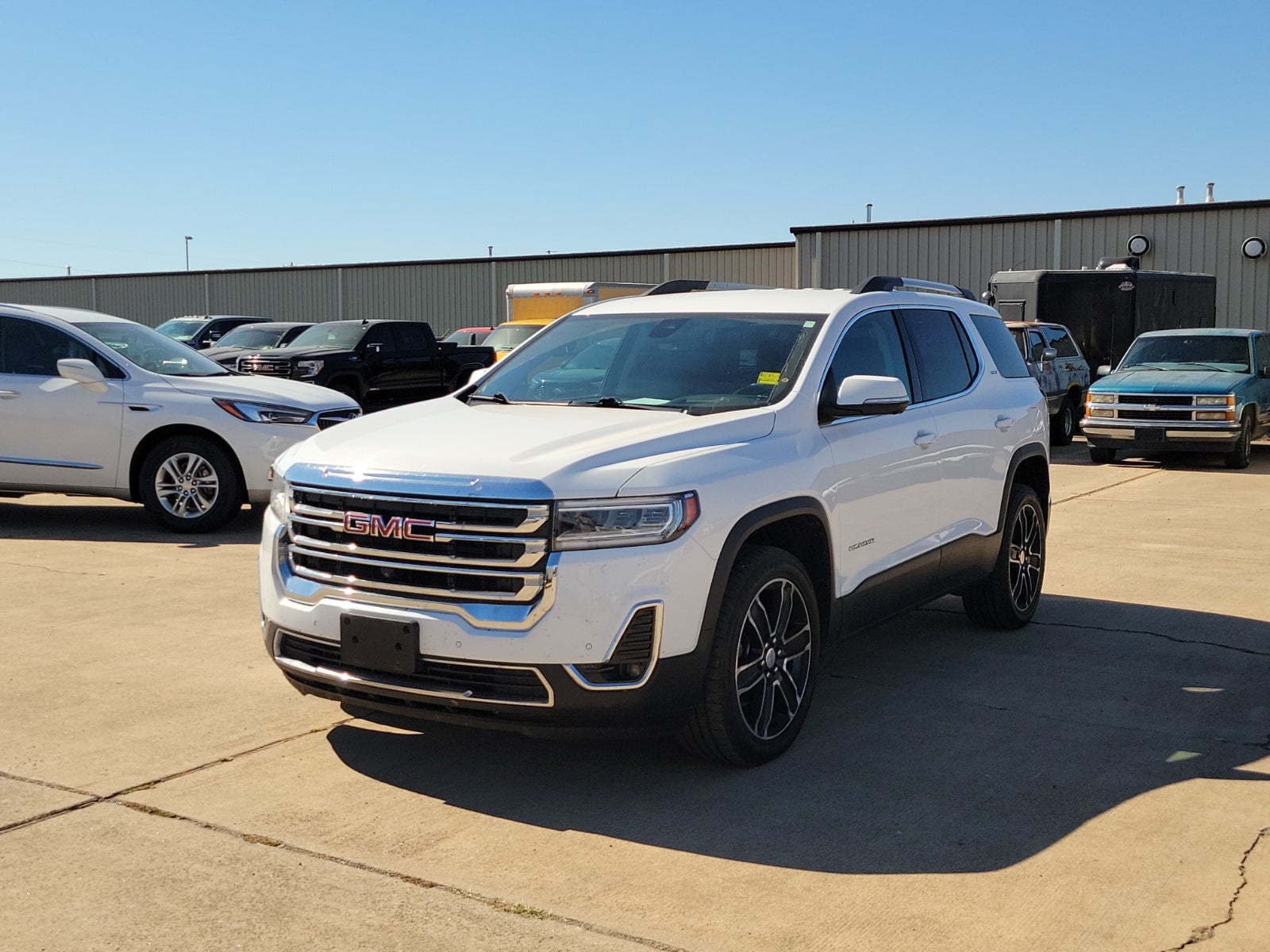 2022 GMC Acadia SLT
