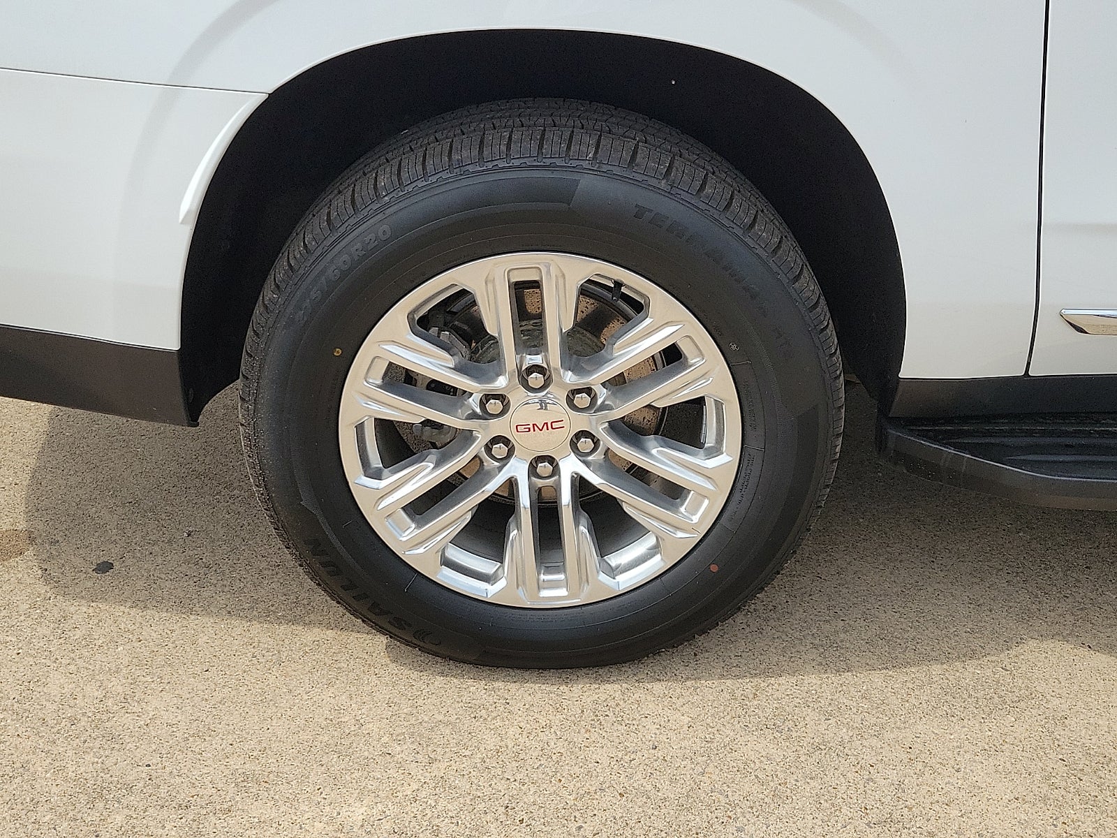 2024 GMC Yukon XL SLT