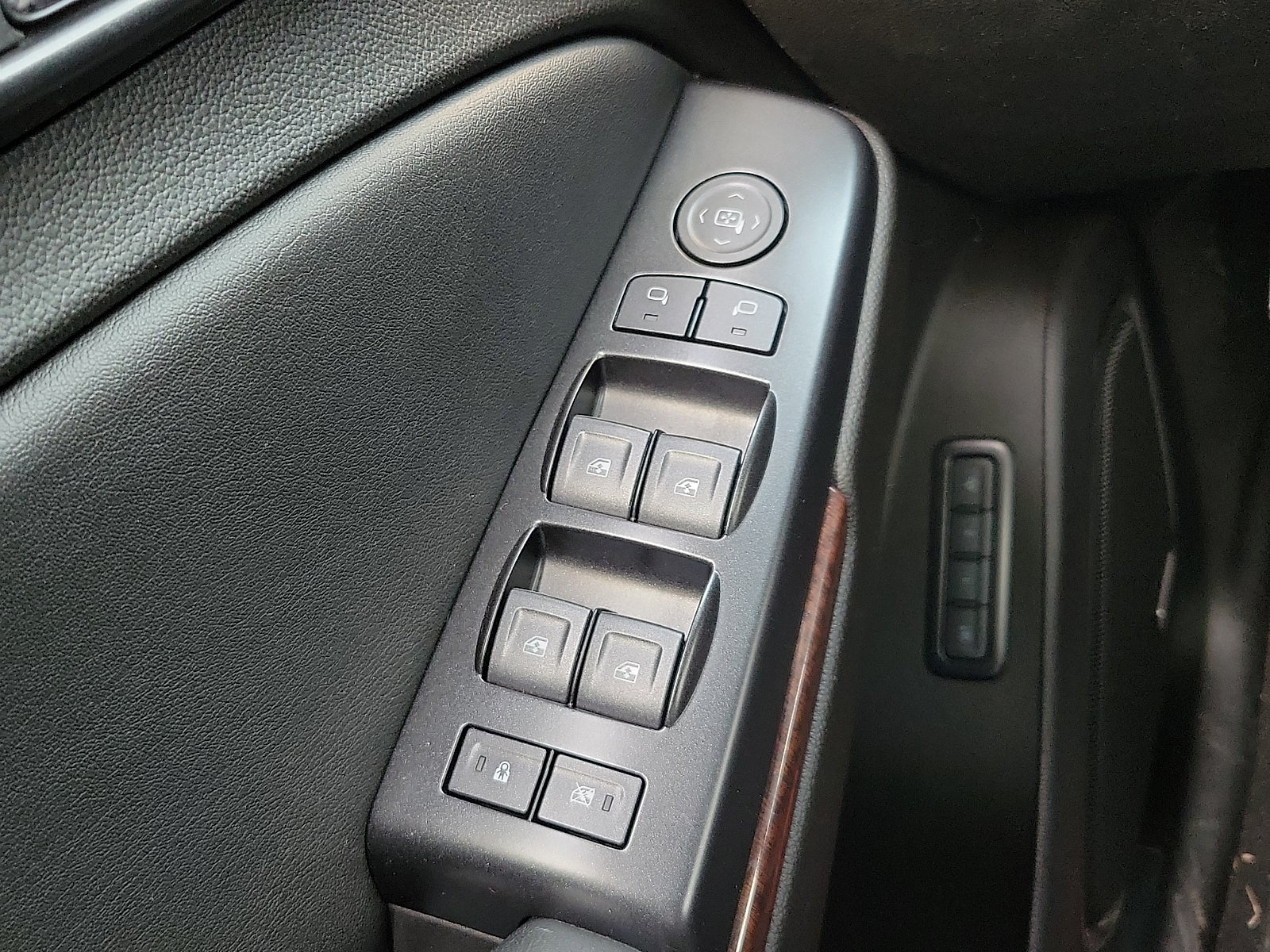 2020 GMC Yukon XL SLT Standard Edition