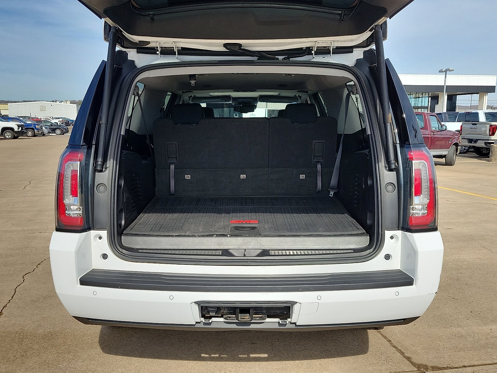 2020 GMC Yukon XL SLT Standard Edition