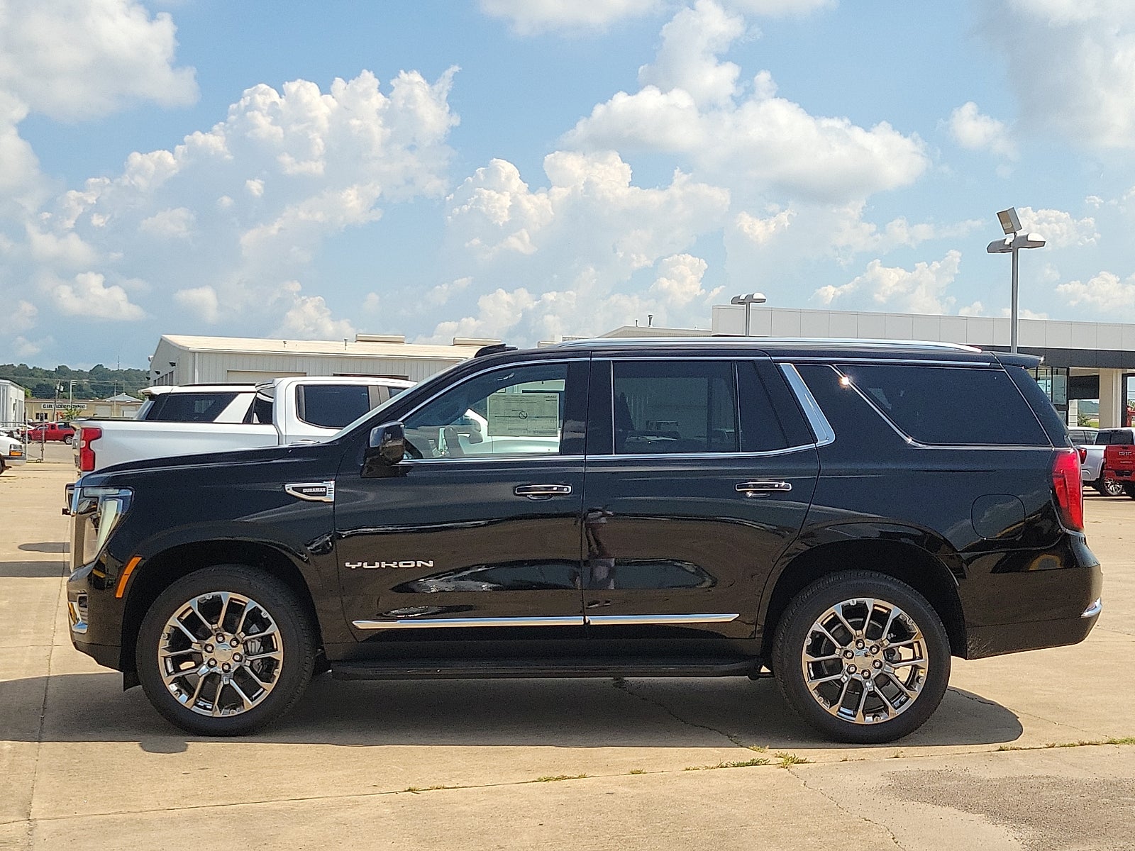 2026 GMC Yukon Elevation