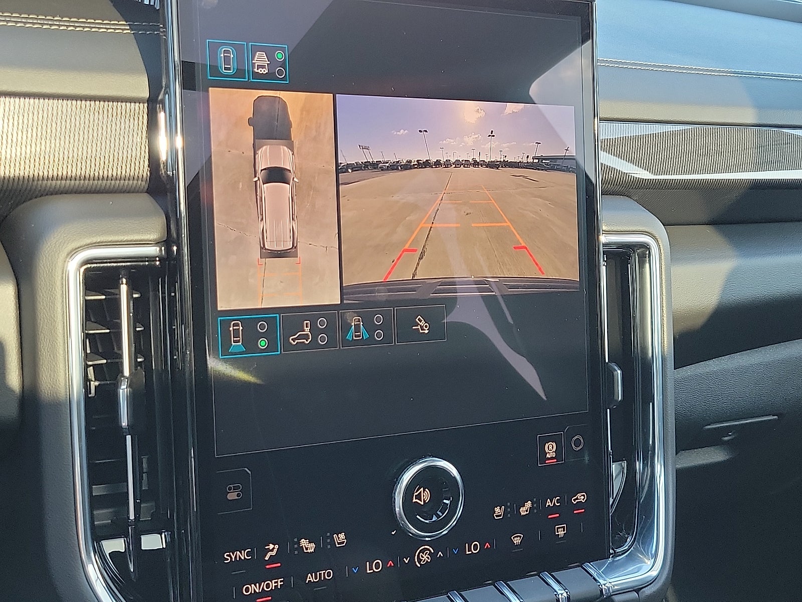 2026 GMC Yukon Elevation - Photo 17