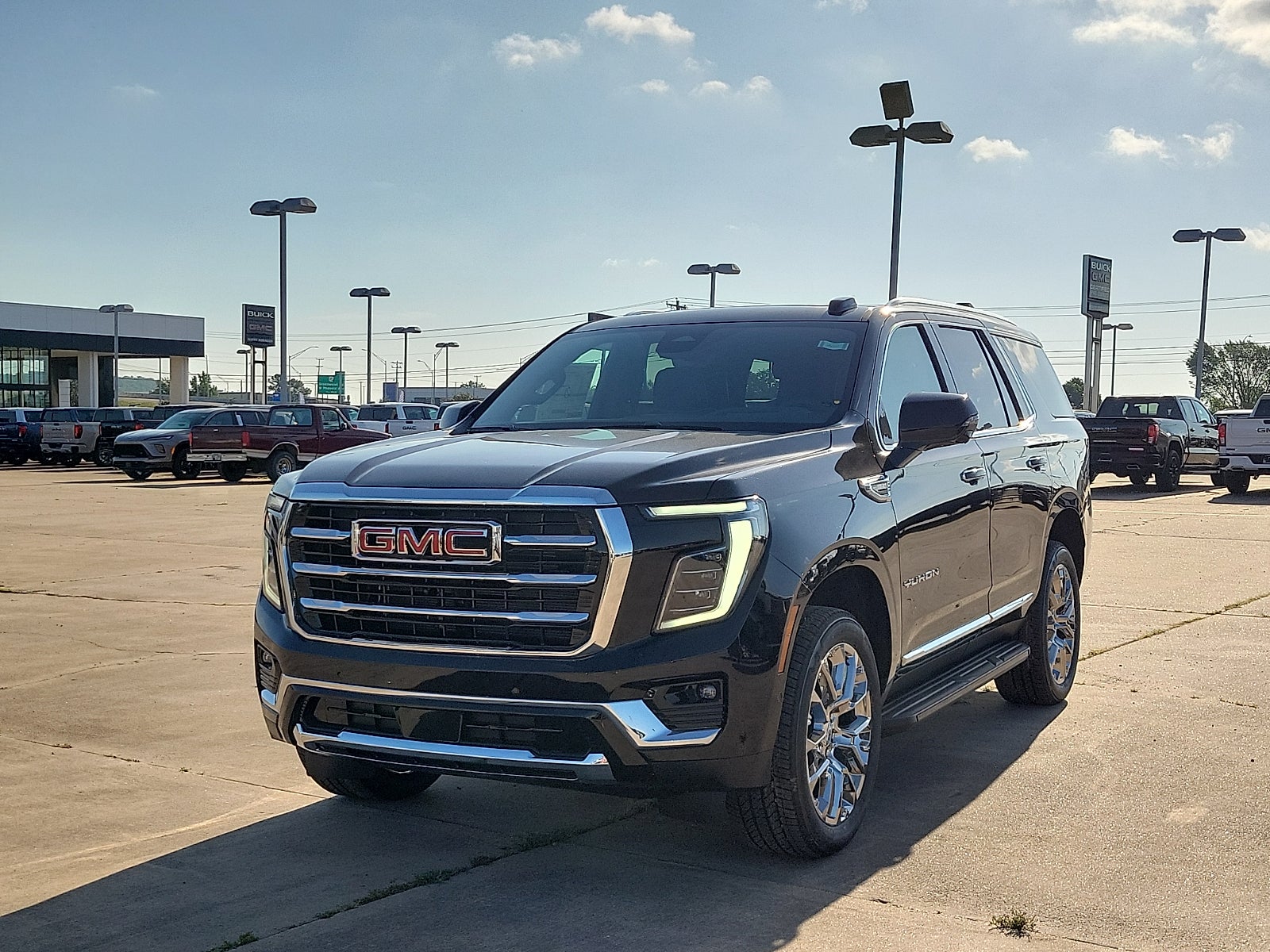 2026 GMC Yukon Elevation - Photo 2