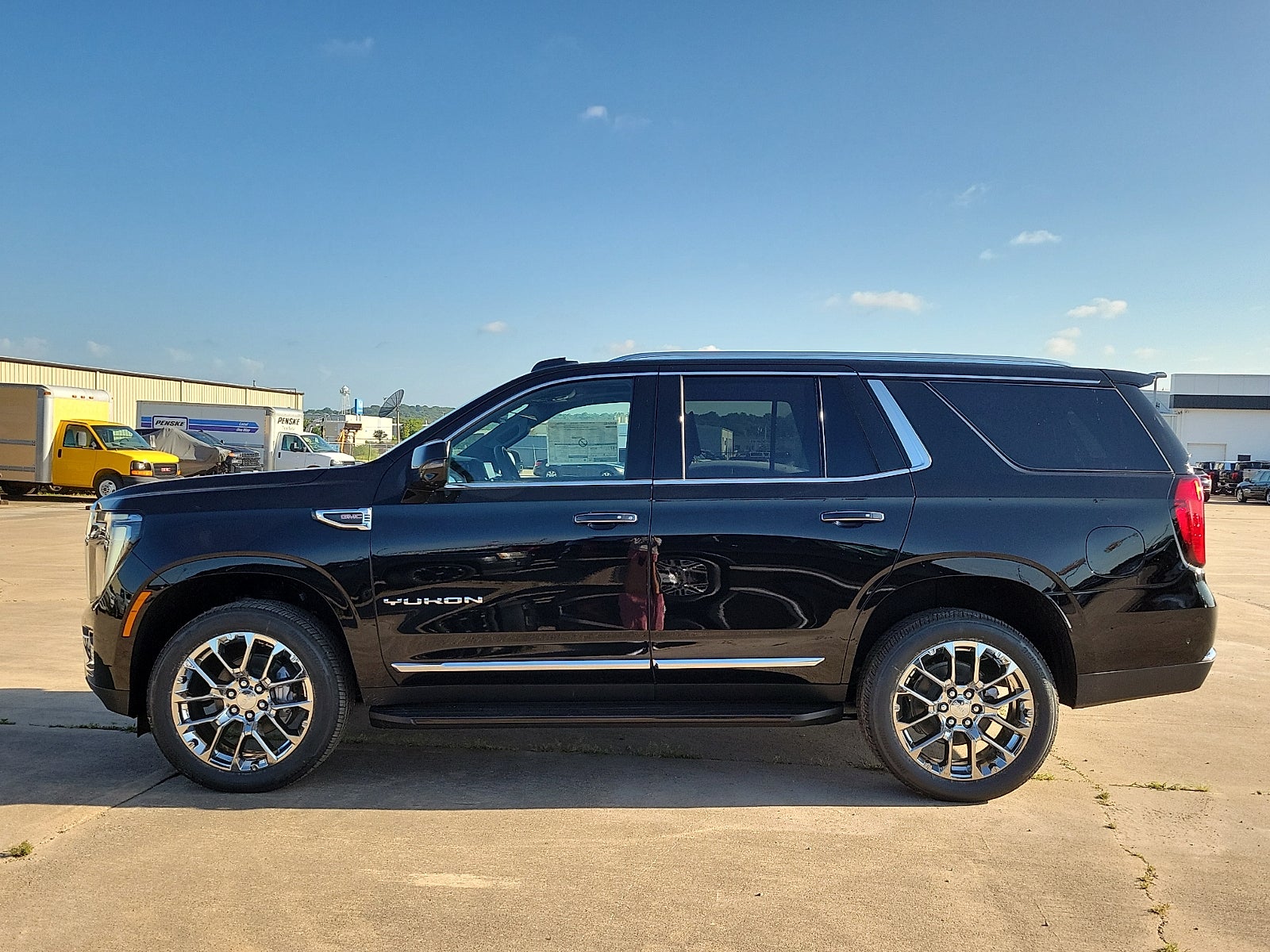 2026 GMC Yukon Elevation