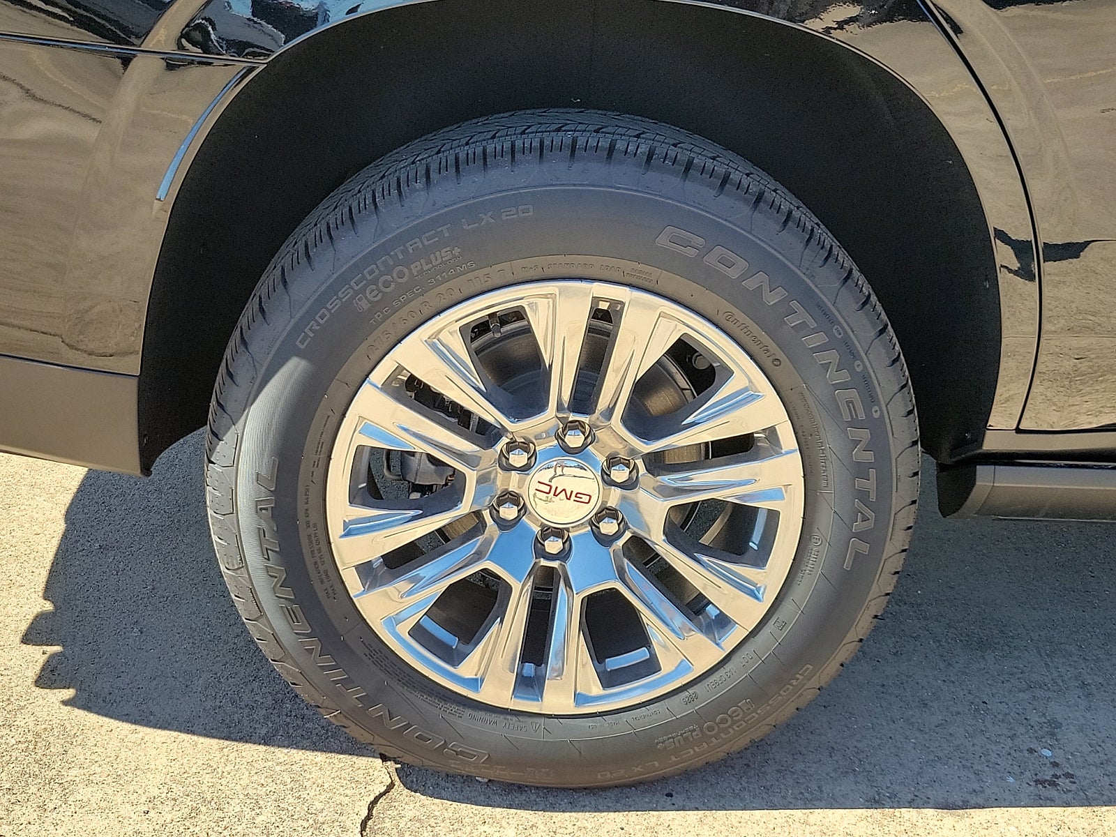2026 GMC Yukon Denali - Photo 7