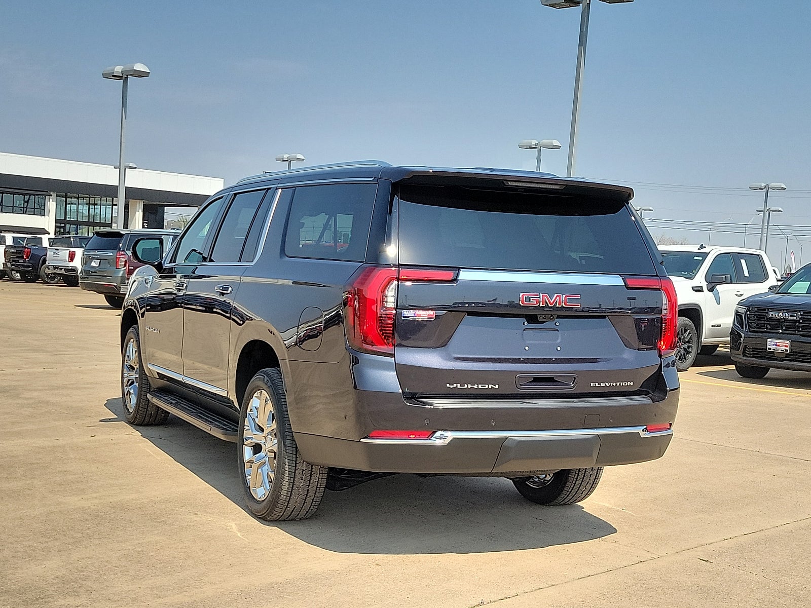 2026 GMC Yukon XL Elevation