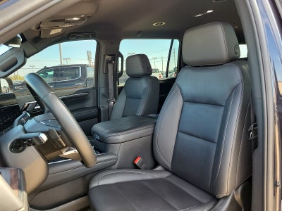 2025 Chevrolet Suburban LT