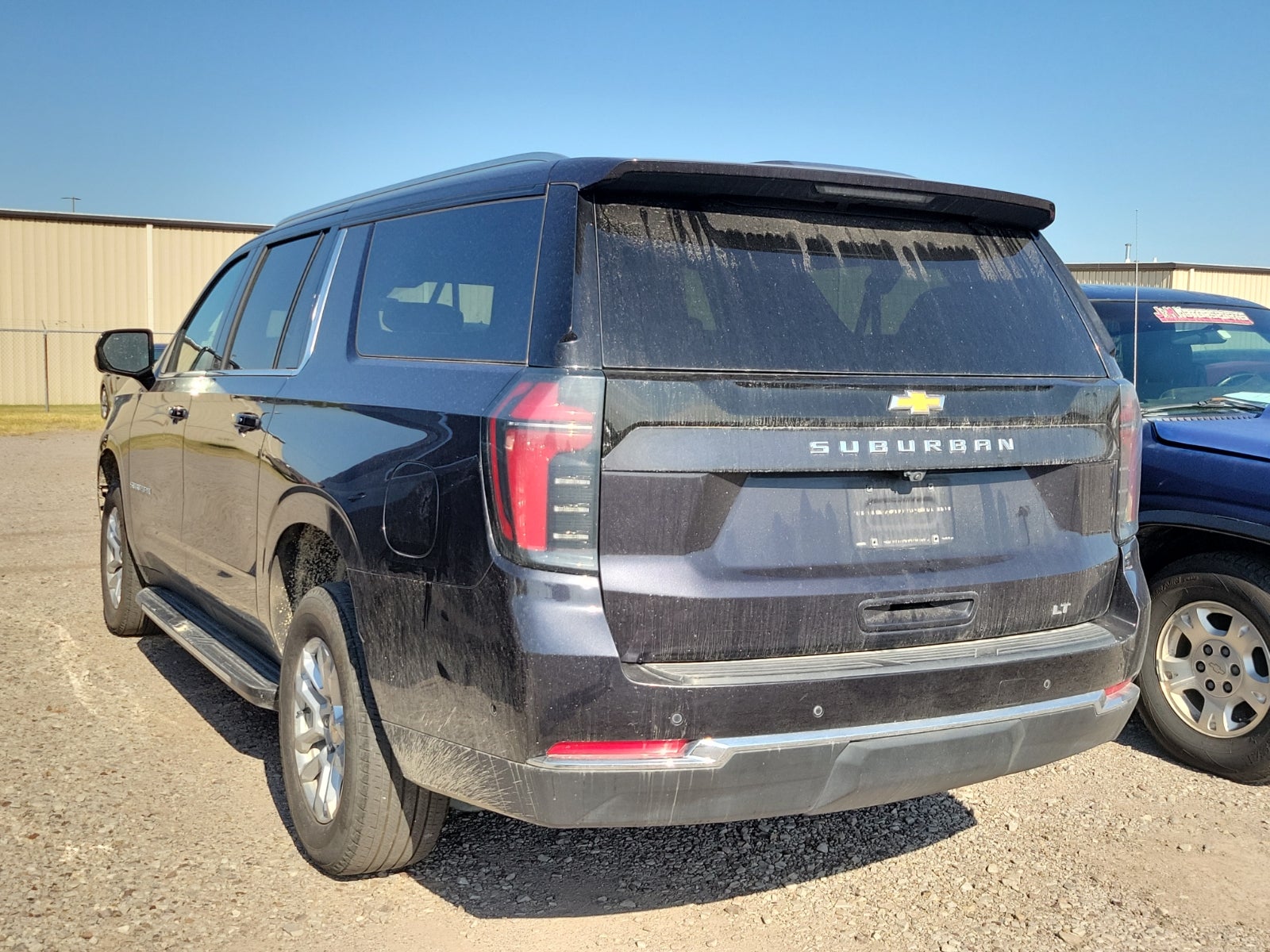 2025 Chevrolet Suburban LT
