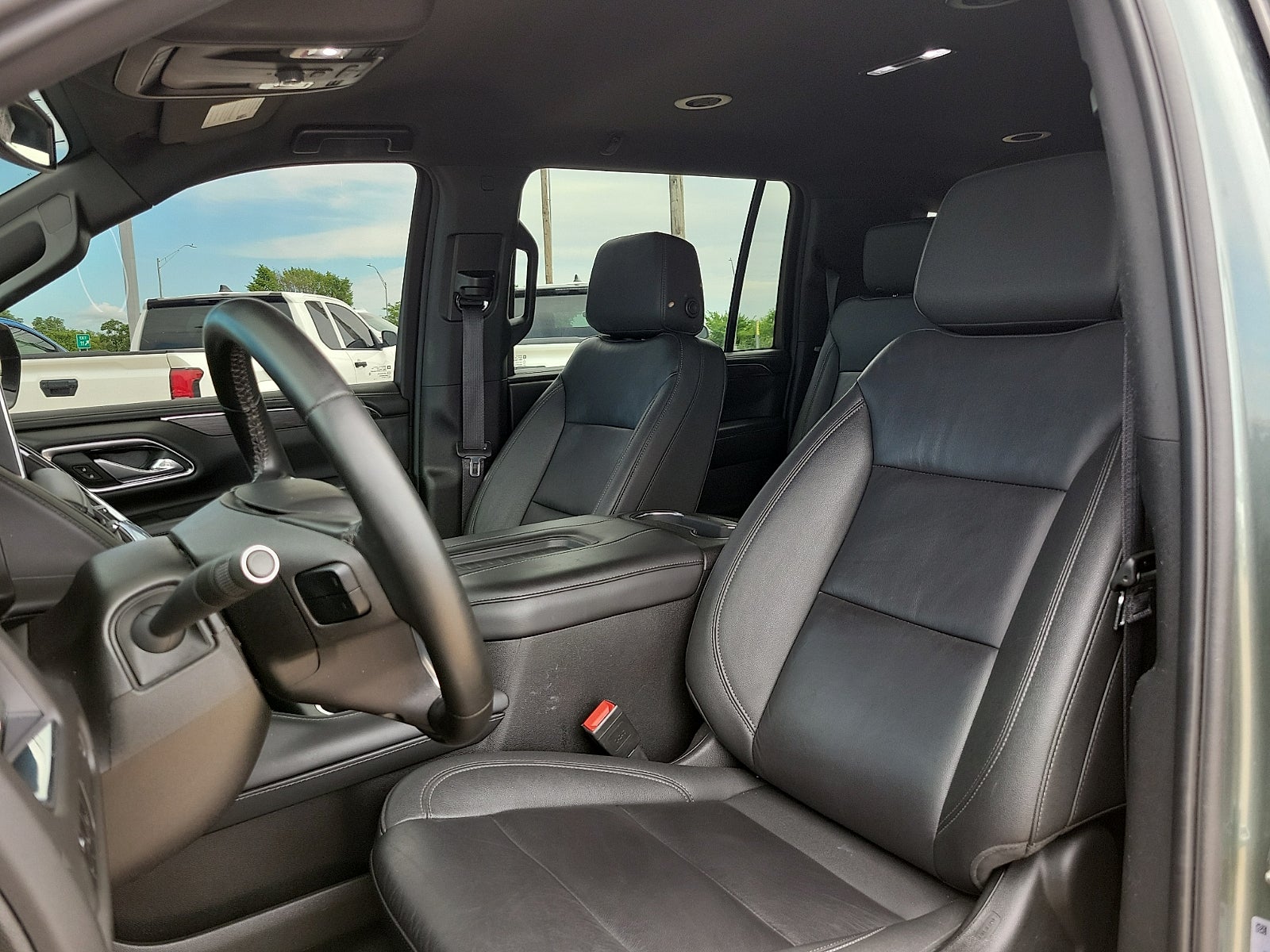 2024 Chevrolet Suburban LT