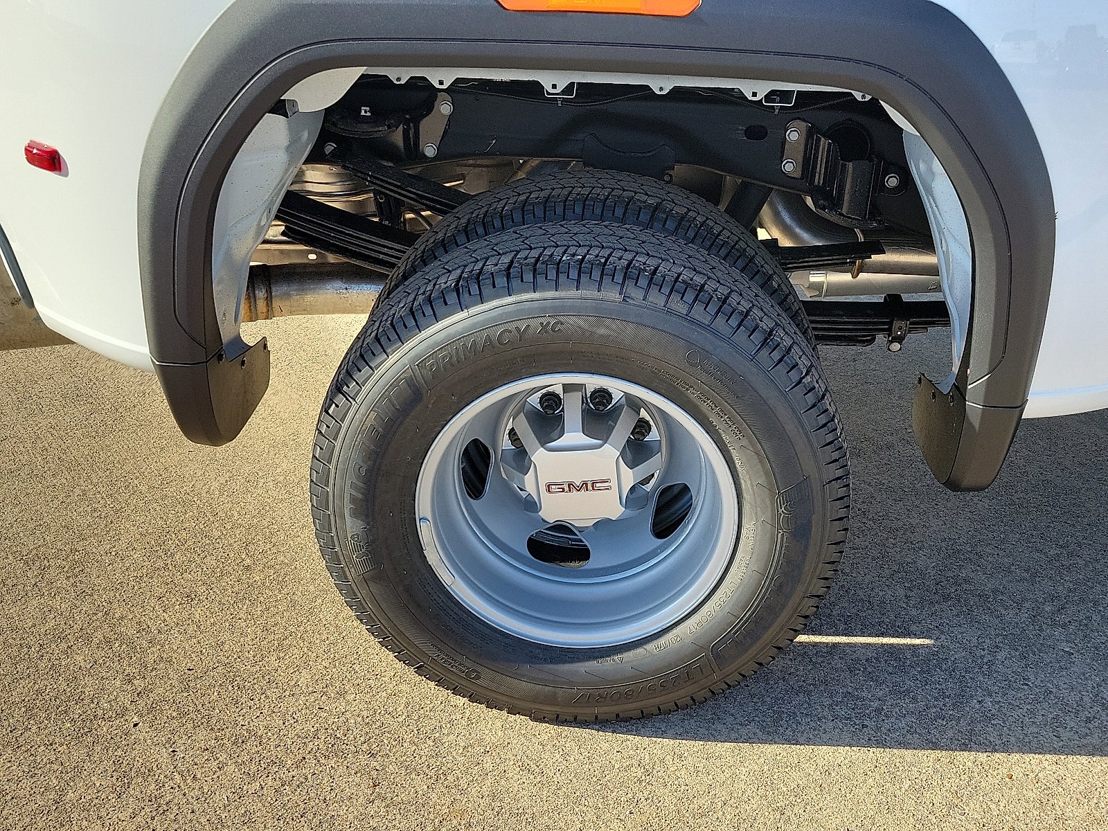 2026 GMC Sierra 3500 HD Pro DRW