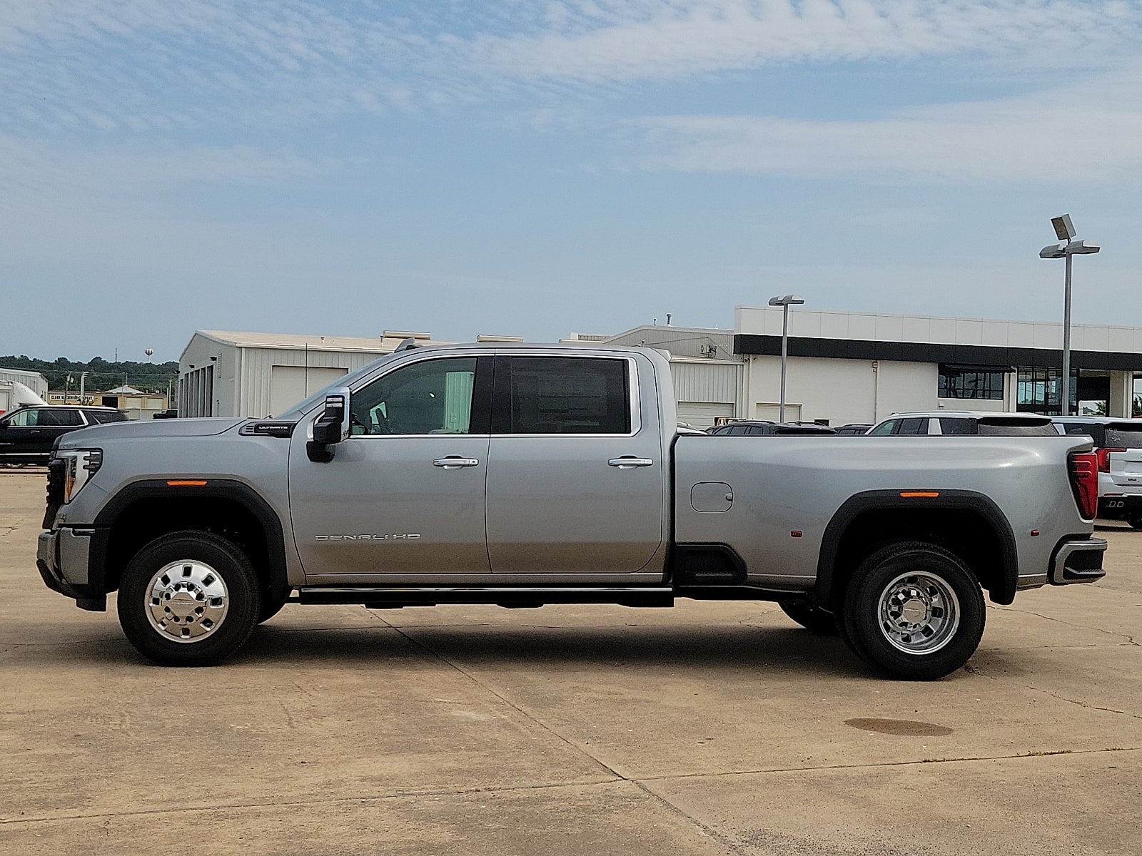 2026 GMC Sierra 3500 HD Denali Ultimate DRW