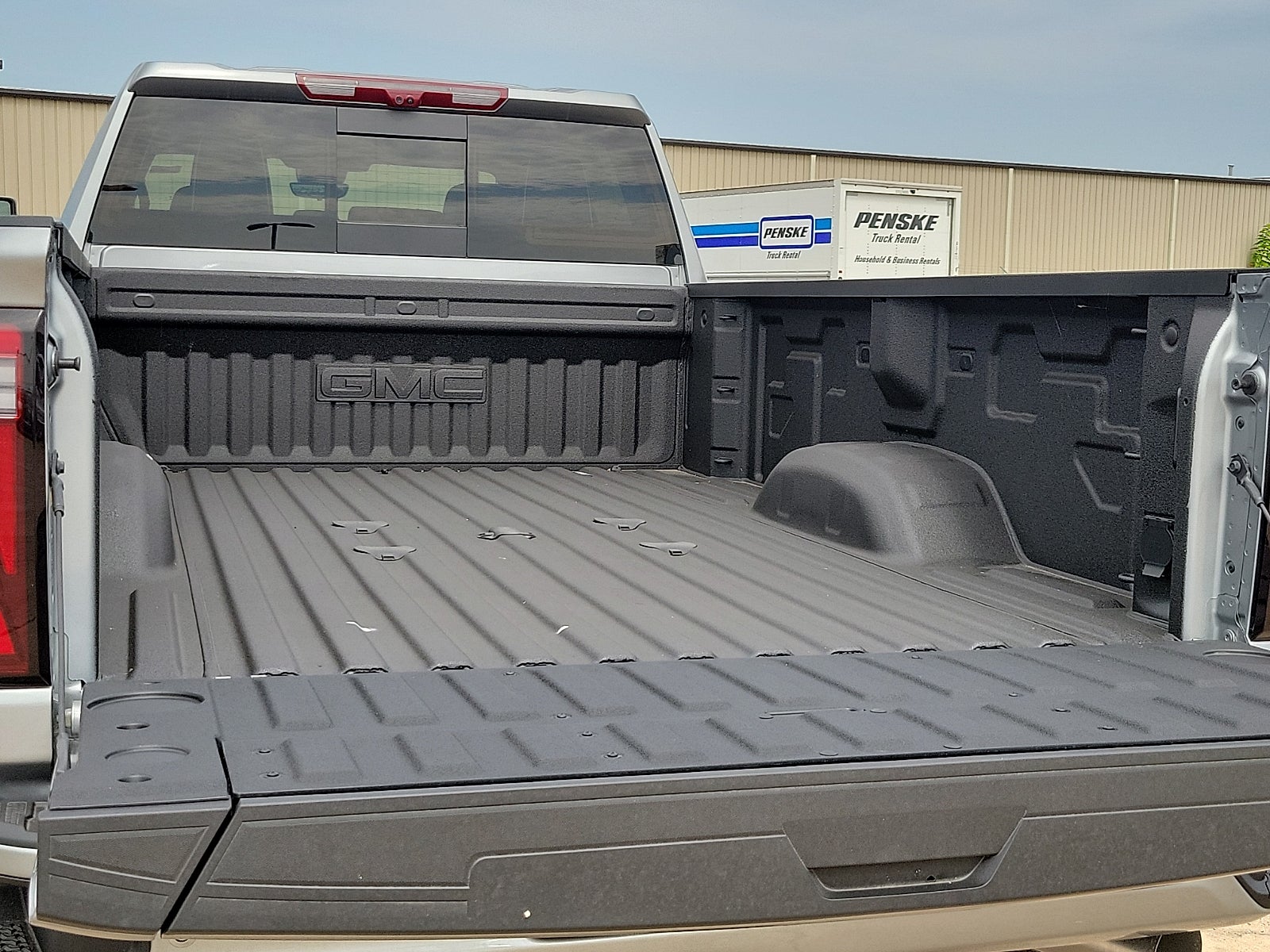 2026 GMC Sierra 3500 HD Denali Ultimate DRW