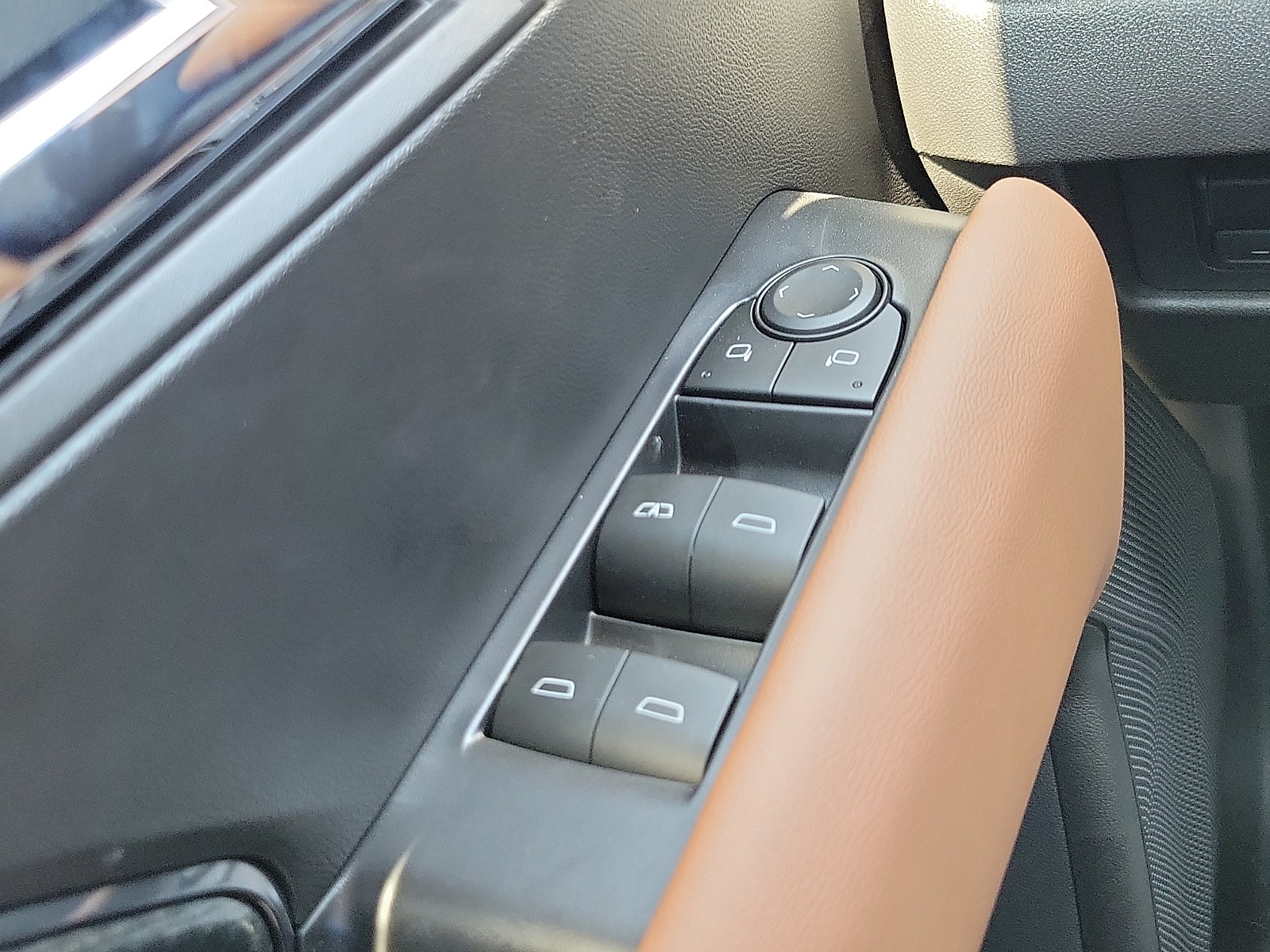 2026 GMC Canyon AT4 - Photo 13