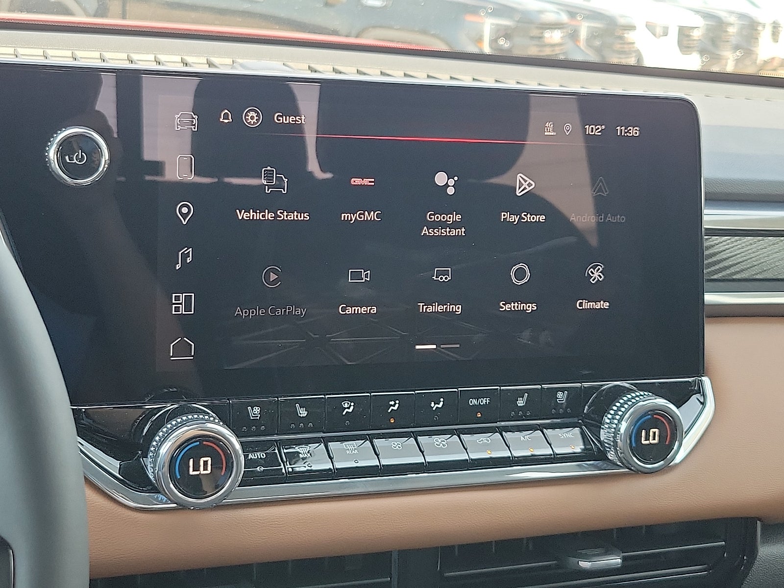 2026 GMC Canyon AT4 - Photo 15