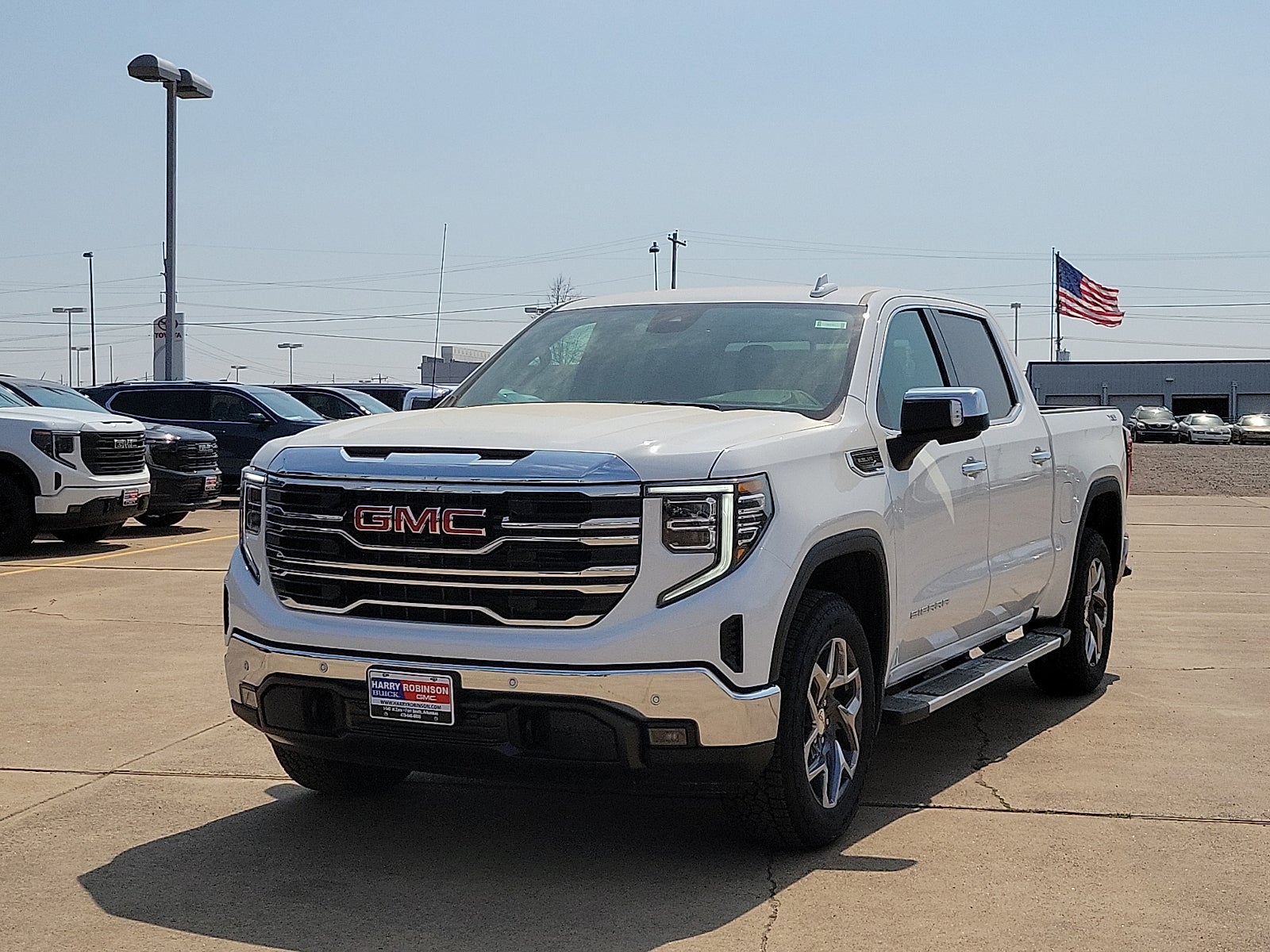 2026 GMC Sierra 1500 SLT