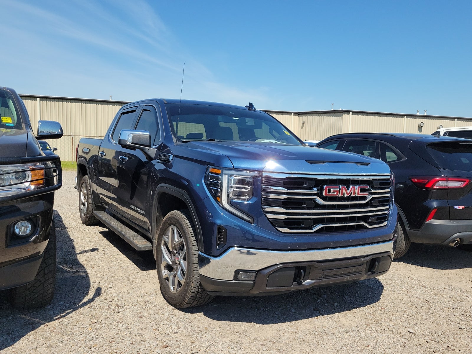 2022 GMC Sierra 1500 SLT