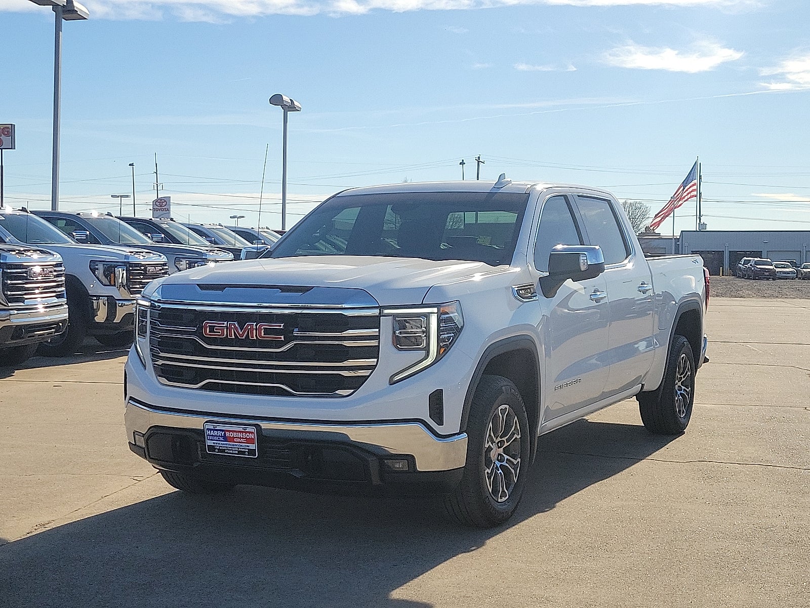 2025 GMC Sierra 1500 SLT