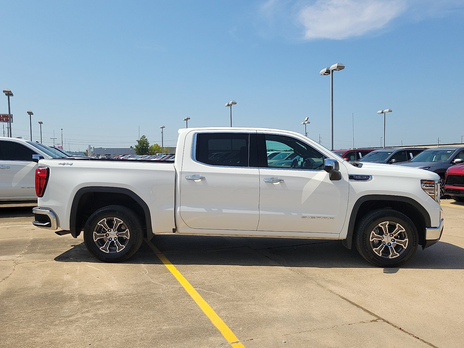 2026 GMC Sierra 1500 SLT