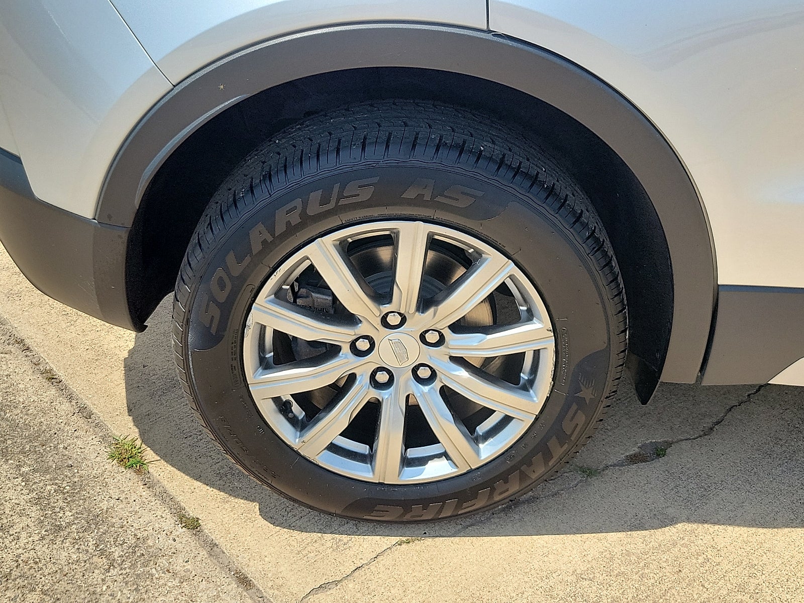 2022 Cadillac XT4 Premium Luxury