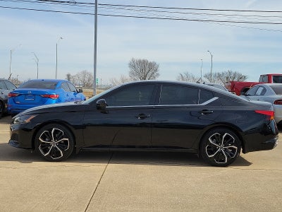 2023 Nissan Altima SR FWD