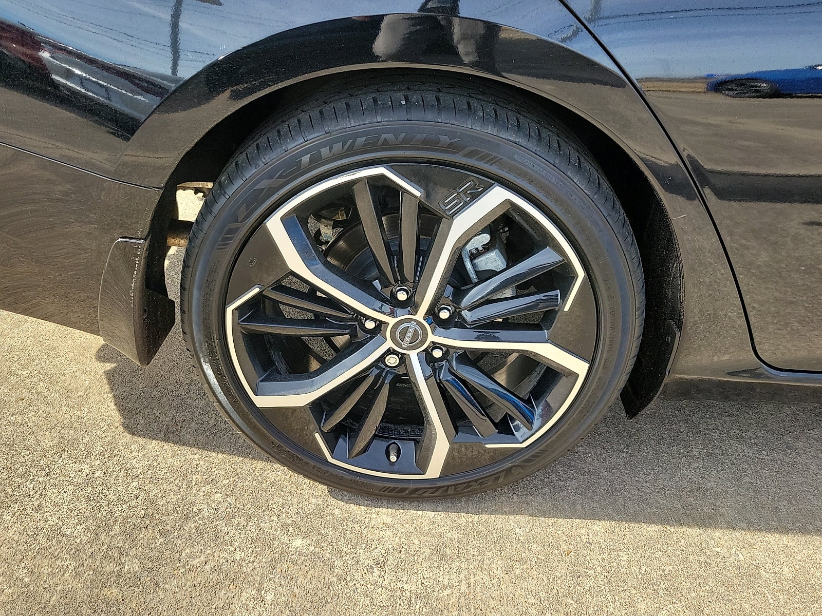 2023 Nissan Altima SR FWD