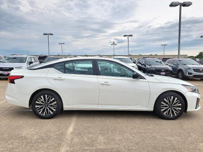 2026 Nissan Altima SV