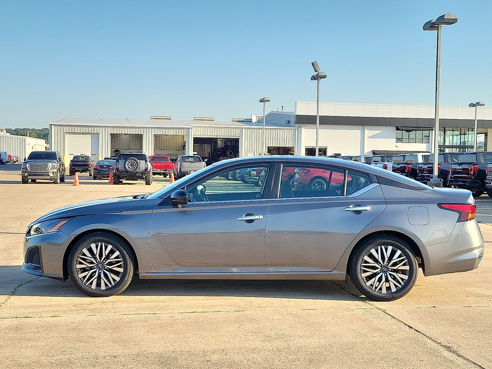 2024 Nissan Altima 2.5 SV