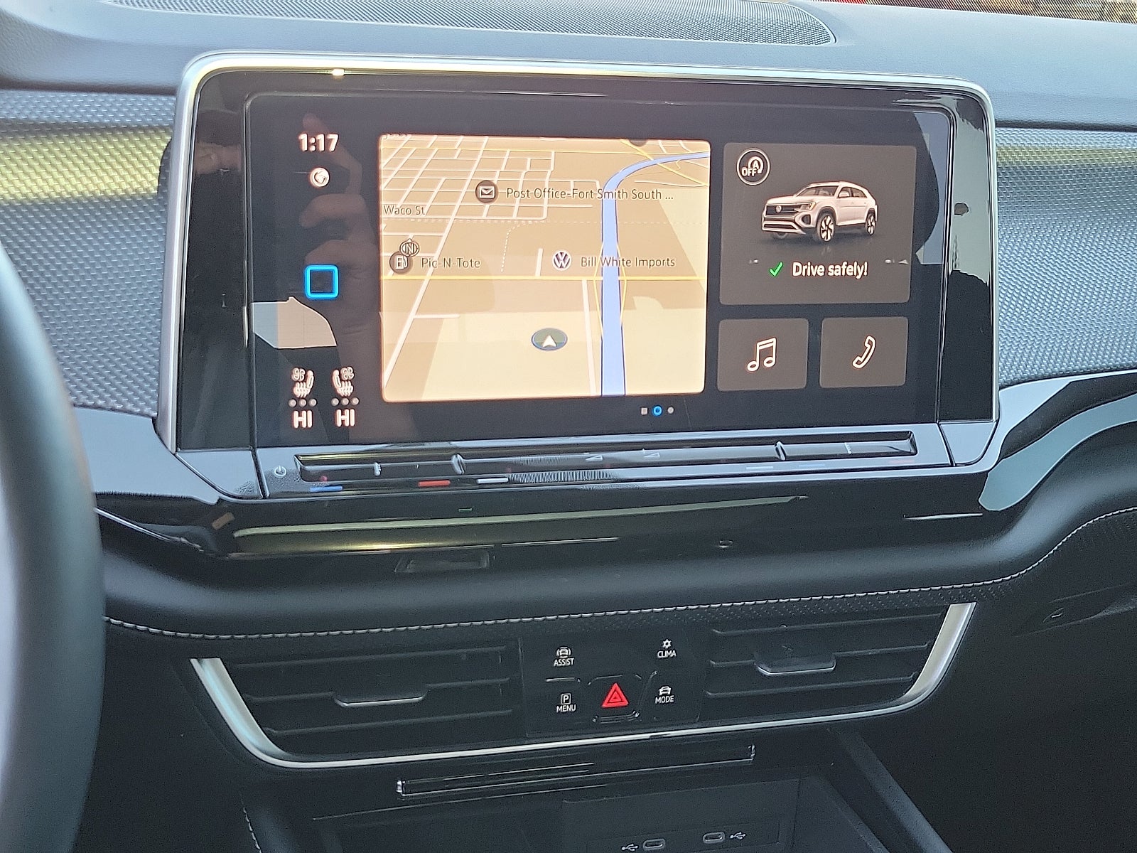 2024 Volkswagen Atlas Cross Sport 2.0T SEL R-Line