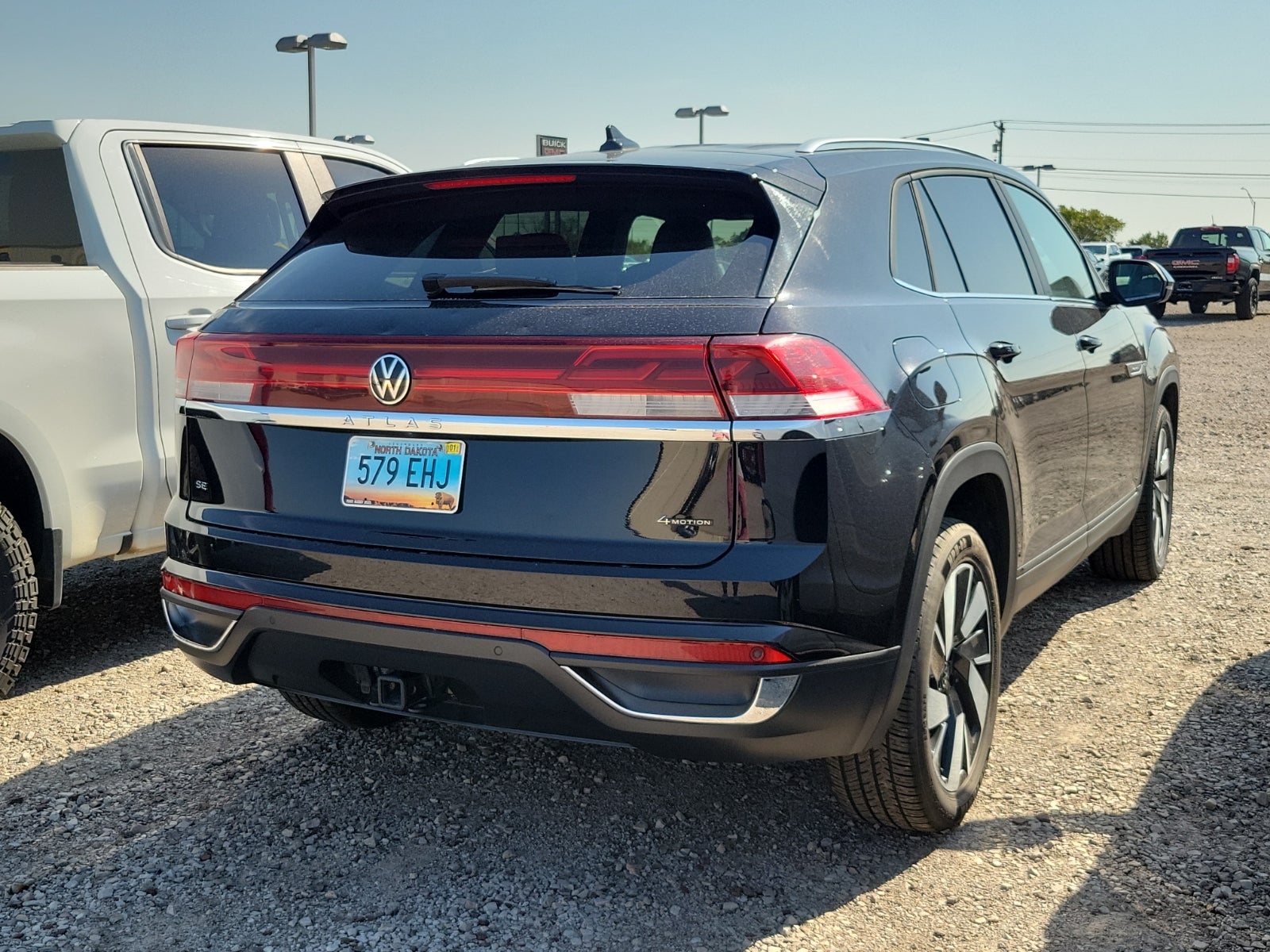 2024 Volkswagen Atlas Cross Sport 2.0T SE w/Technology
